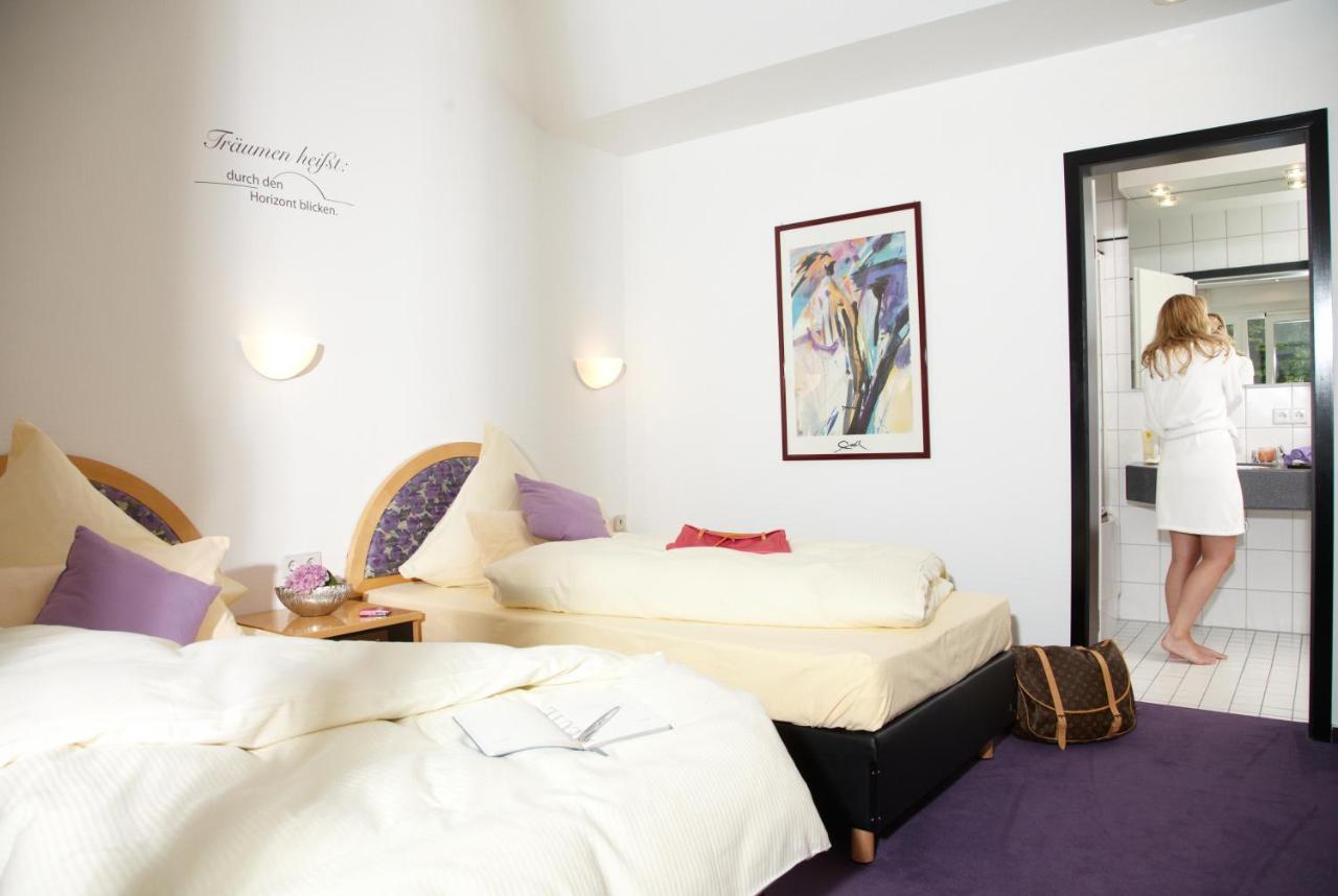 Hotel Deynique Westerburg  Bagian luar foto